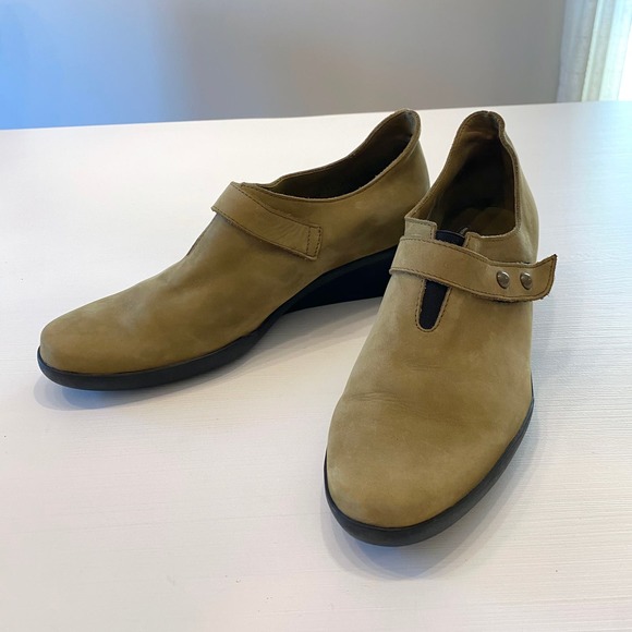 Arche Olive Green Suede Booties EU Size 39 US Size 8 / 8.5 - Picture 1 of 9